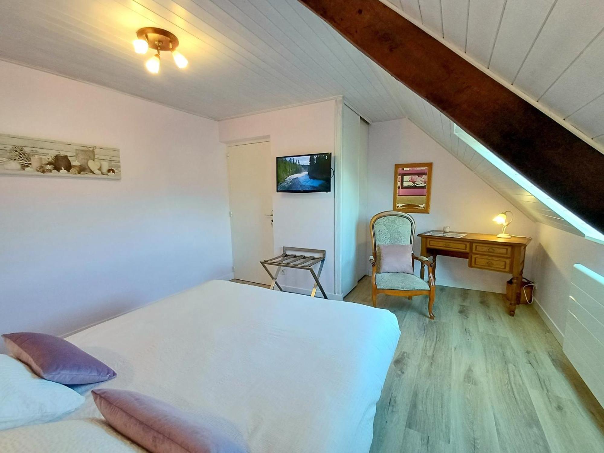Au Calme A 10Mn Des Baies De Douarnenez Et Audierne Avec Cuisine A Disposition Mahalon Zewnętrze zdjęcie