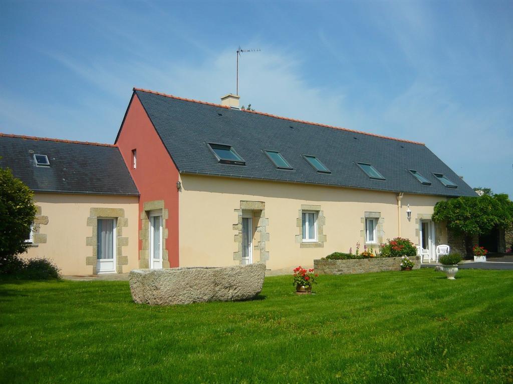 Au Calme A 10Mn Des Baies De Douarnenez Et Audierne Avec Cuisine A Disposition Mahalon Zewnętrze zdjęcie